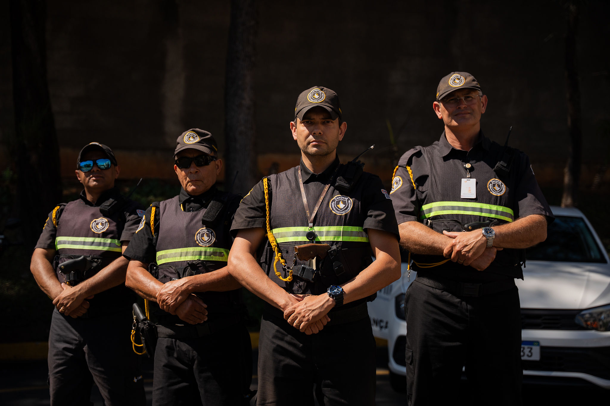 AlphaVille Empresarial — equipe de segurança armada